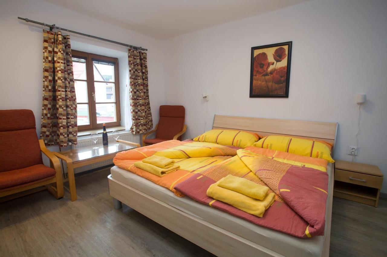Apartmany Zak Frymburk Bagian luar foto